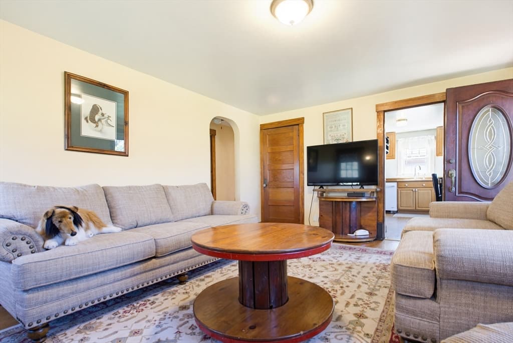 136 Chapel St, Gardner MA 01440 photo 9
