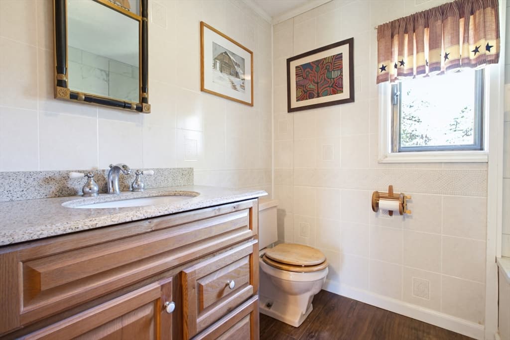136 Chapel St, Gardner MA 01440 photo 15