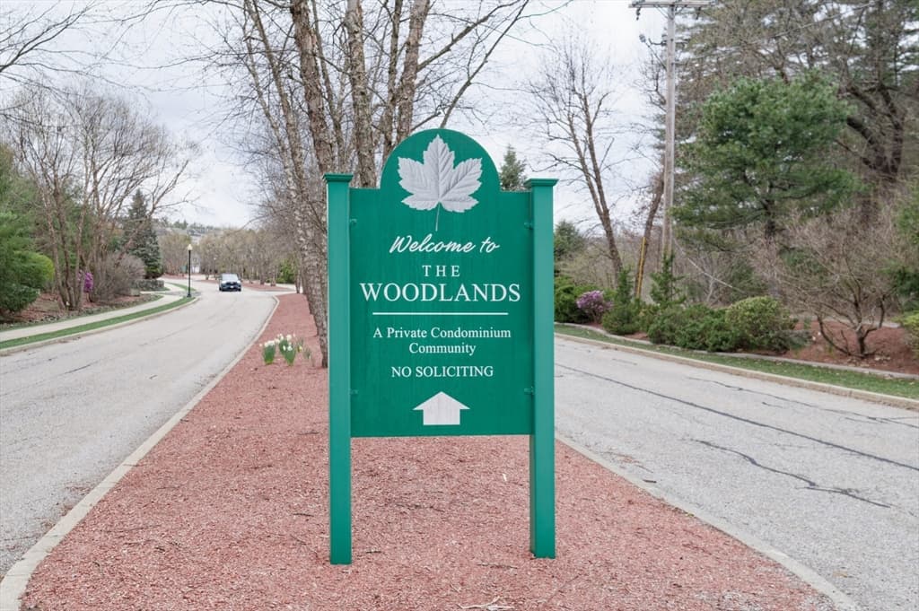 Condominium at 1202 Hazelwood Way # 1202, Clinton MA 01510, photo 2 of 39