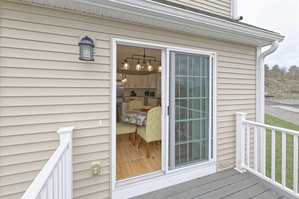 Condominium at 1202 Hazelwood Way # 1202, Clinton MA 01510, photo 16 of 39