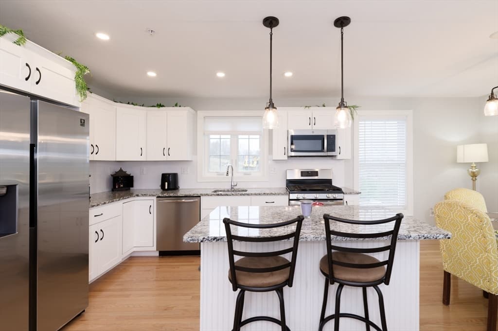 Condominium at 1202 Hazelwood Way # 1202, Clinton MA 01510, photo 12 of 39