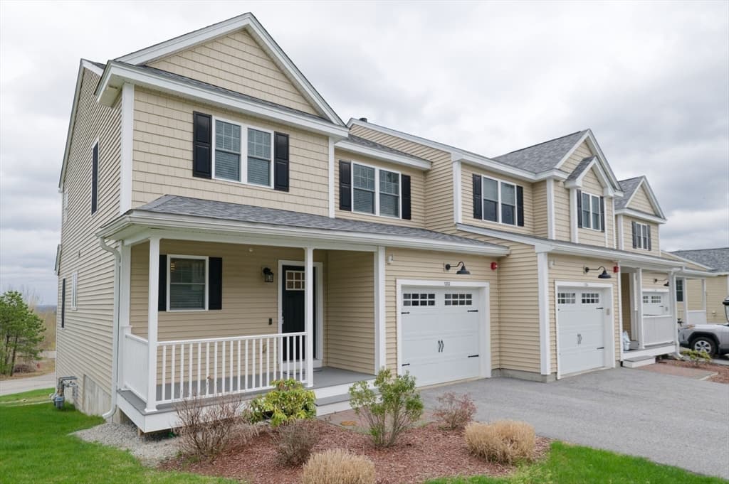 Condominium at 1202 Hazelwood Way # 1202, Clinton MA 01510, photo 35 of 39