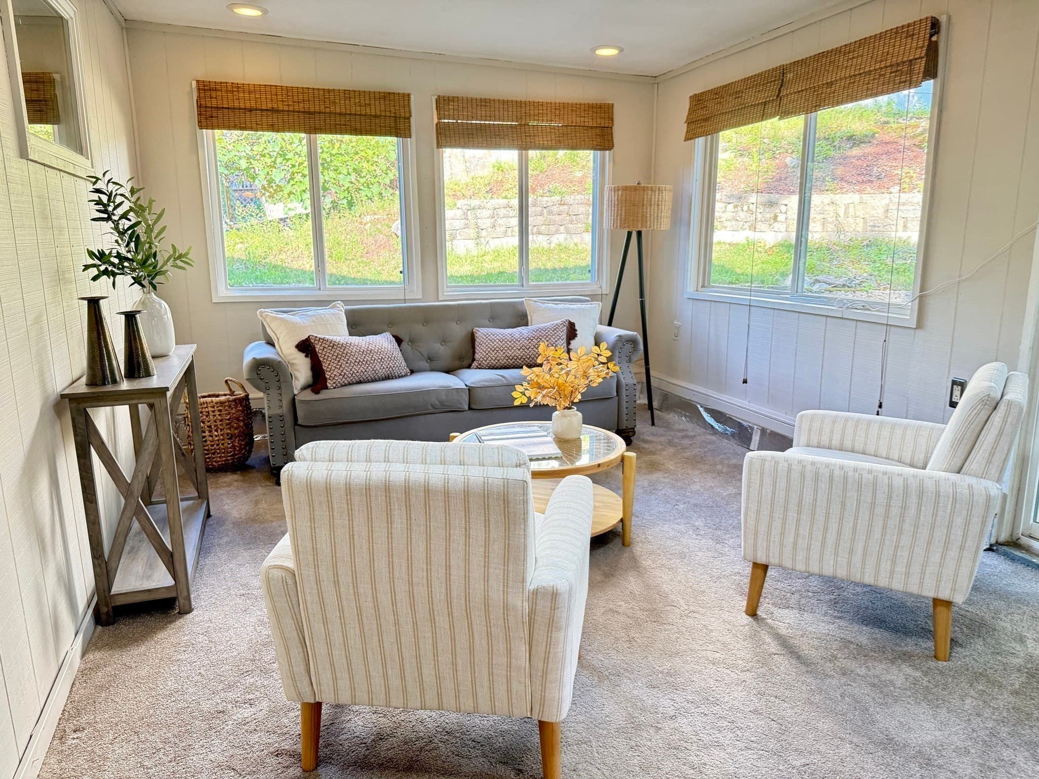 Single Family Residence at 91 Great Woods Road, Saugus MA 01906, photo 6 of 30