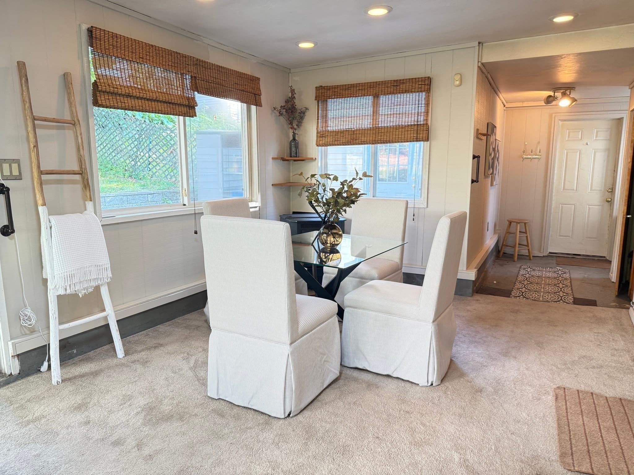 Single Family Residence at 91 Great Woods Road, Saugus MA 01906, photo 8 of 30