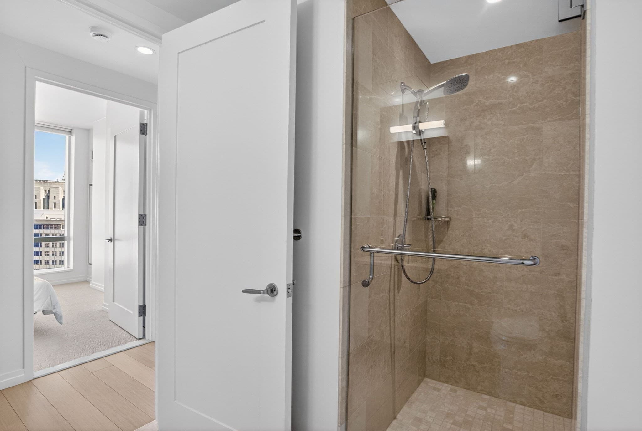 Condominium at 1 Franklin St # 2805, Boston MA 02110, photo 12 of 22