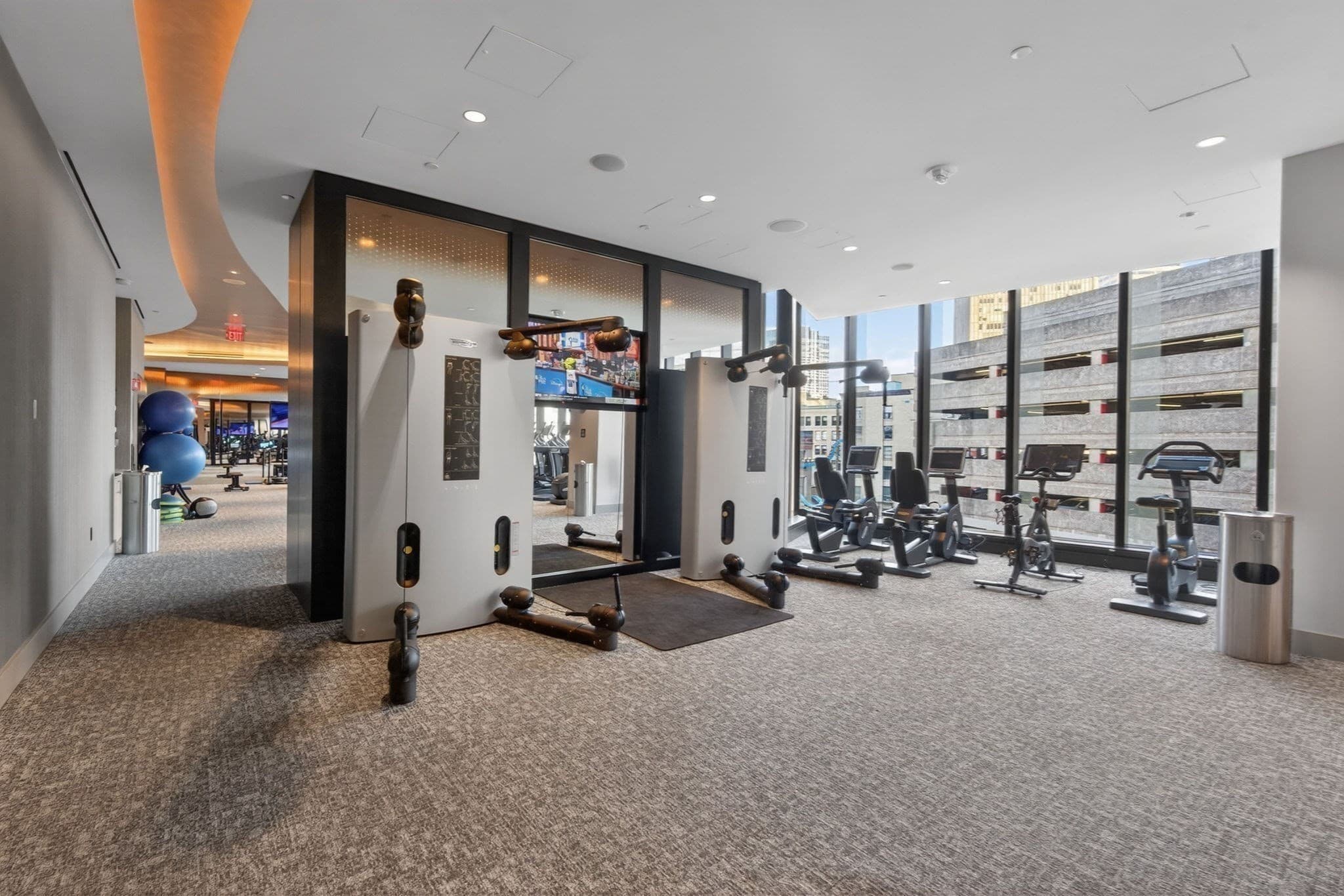 Condominium at 1 Franklin St # 2805, Boston MA 02110, photo 20 of 22