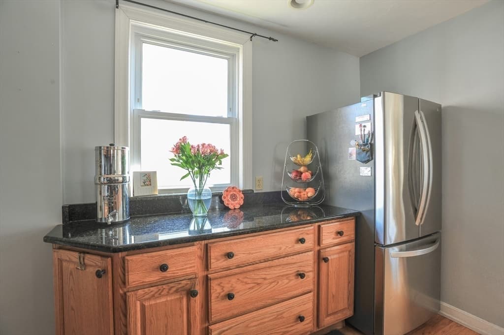 Single Family Residence at 12 L Street, Hull MA 02045, photo 12 of 31