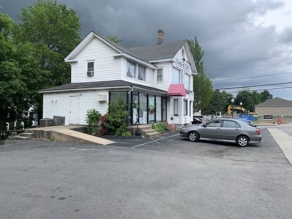 Commercial Sale at 642 East Ave, Warwick RI 02886, photo 3 of 4