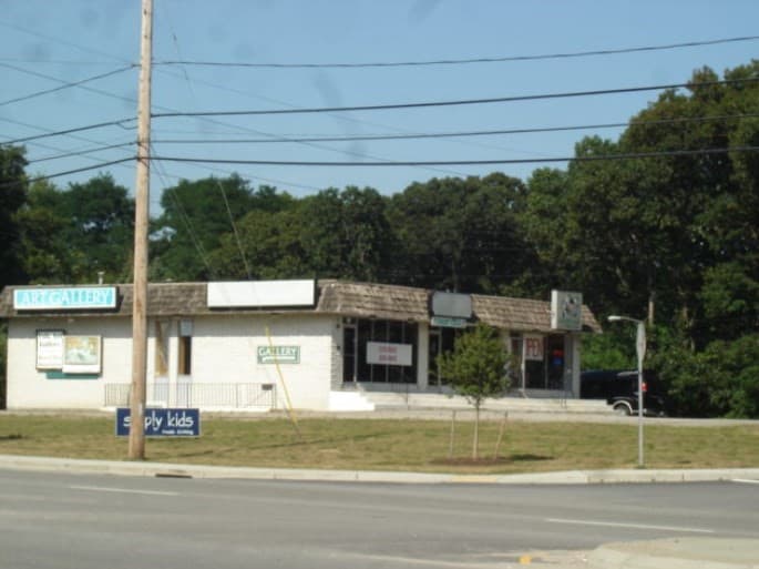 Commercial Sale at 650 Greenwich Ave, Warwick RI 02886, Warwick, photo 5 of 5