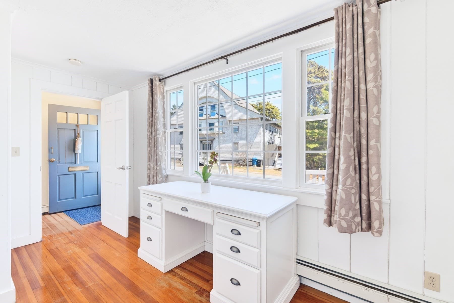 Single Family Residence at 138 County Rd, Falmouth MA 02556, photo 16 of 37