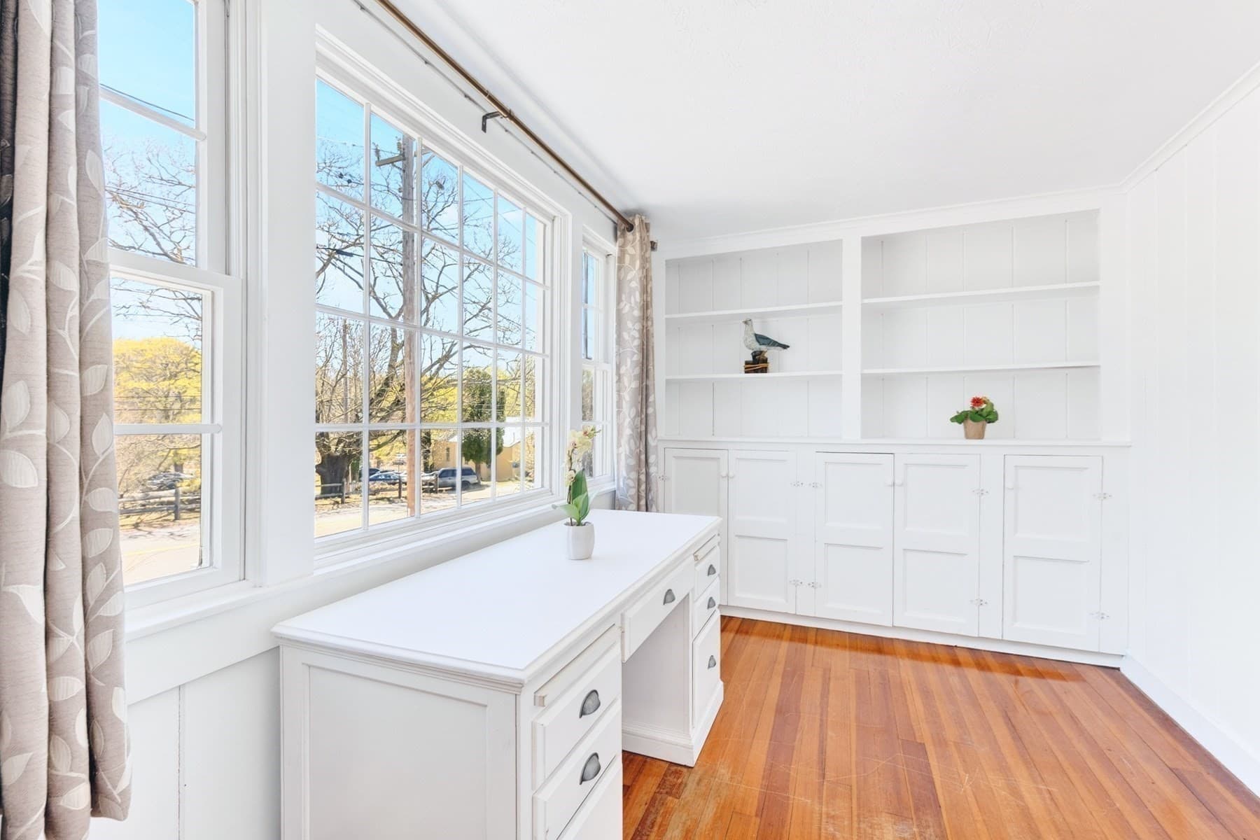 Single Family Residence at 138 County Rd, Falmouth MA 02556, photo 15 of 37