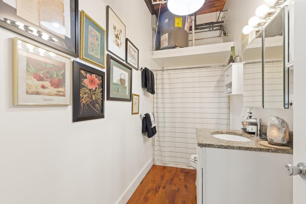 Condominium at 49 Munroe St # 406, Lynn MA 01901, photo 20 of 39