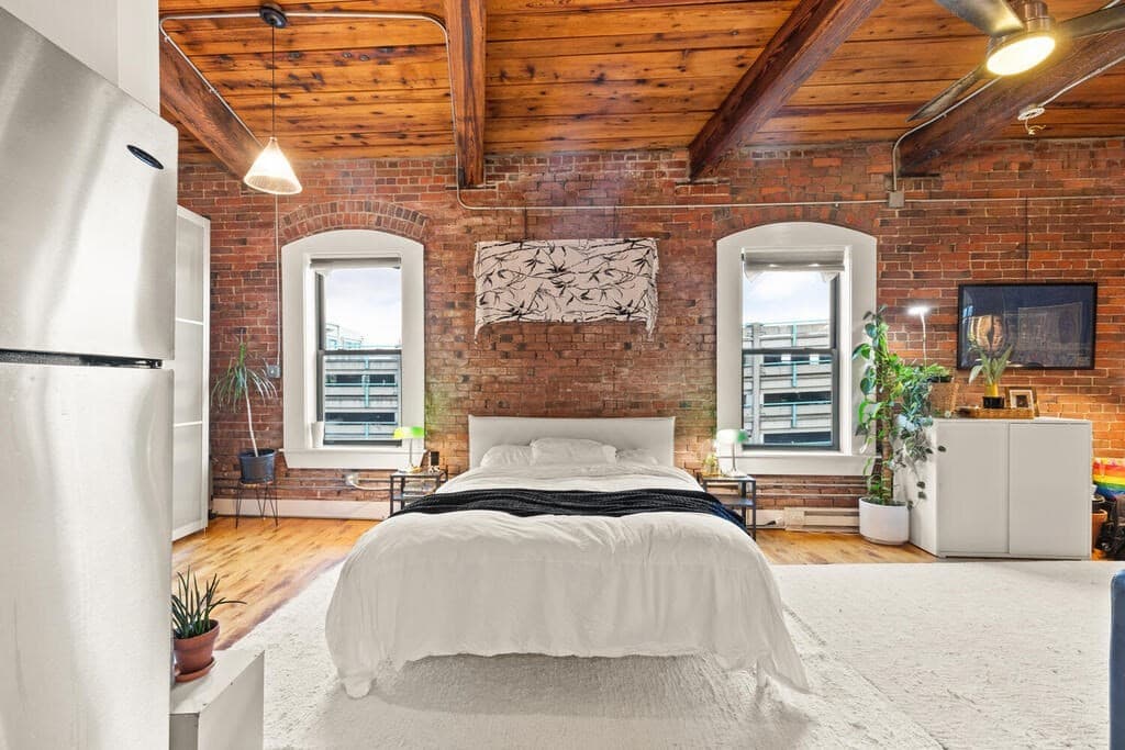 Condominium at 49 Munroe St # 406, Lynn MA 01901, photo 18 of 39