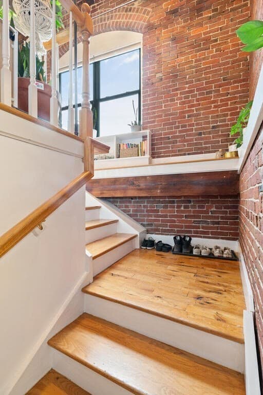 Condominium at 49 Munroe St # 406, Lynn MA 01901, photo 4 of 39