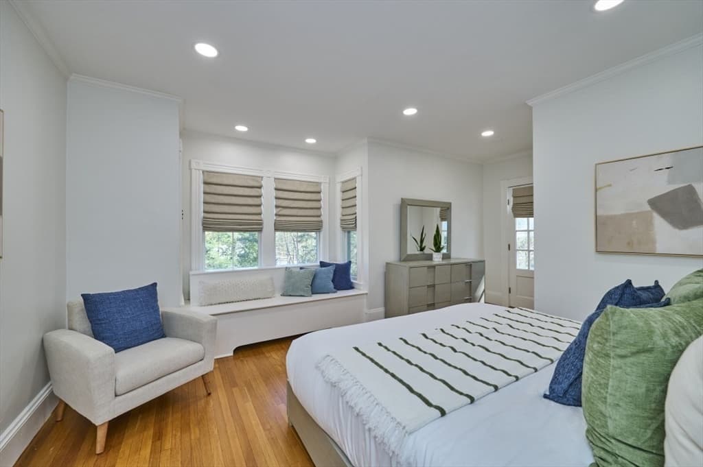 Single Family Residence at 16 Harrison St, Newton MA 02461, Newton, photo 17 of 40