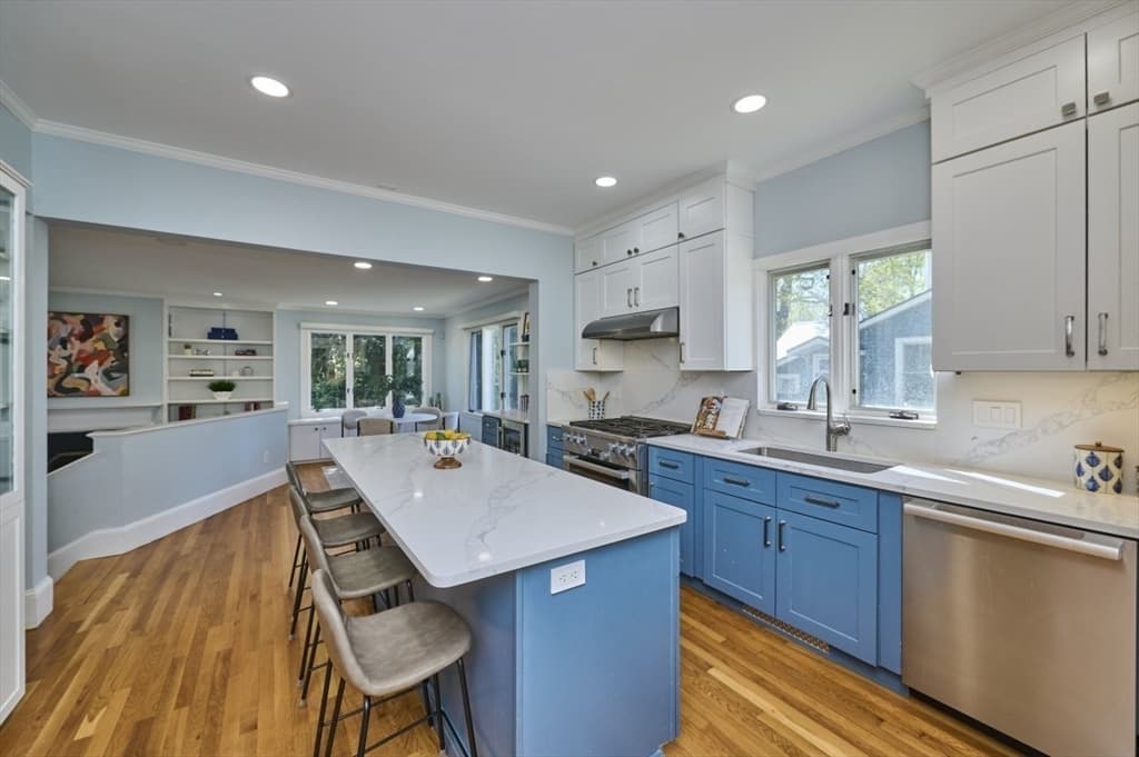 Single Family Residence at 16 Harrison St, Newton MA 02461, Newton, photo 7 of 40