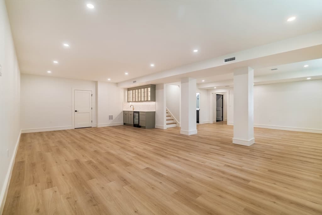 Single Family Residence at 71 Walpole St, Dover MA 02030, Dover, photo 31 of 38