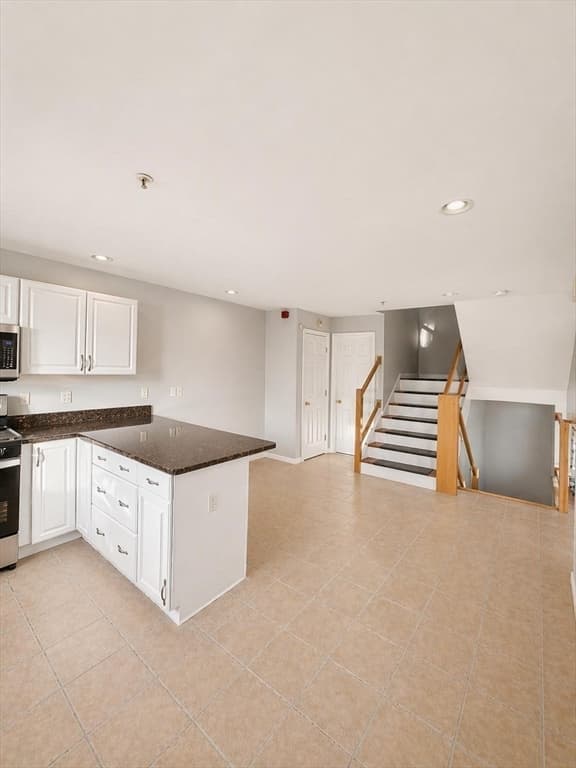 Condominium at 131 America Blvd # 131, Ashland MA 01721, photo 9 of 29