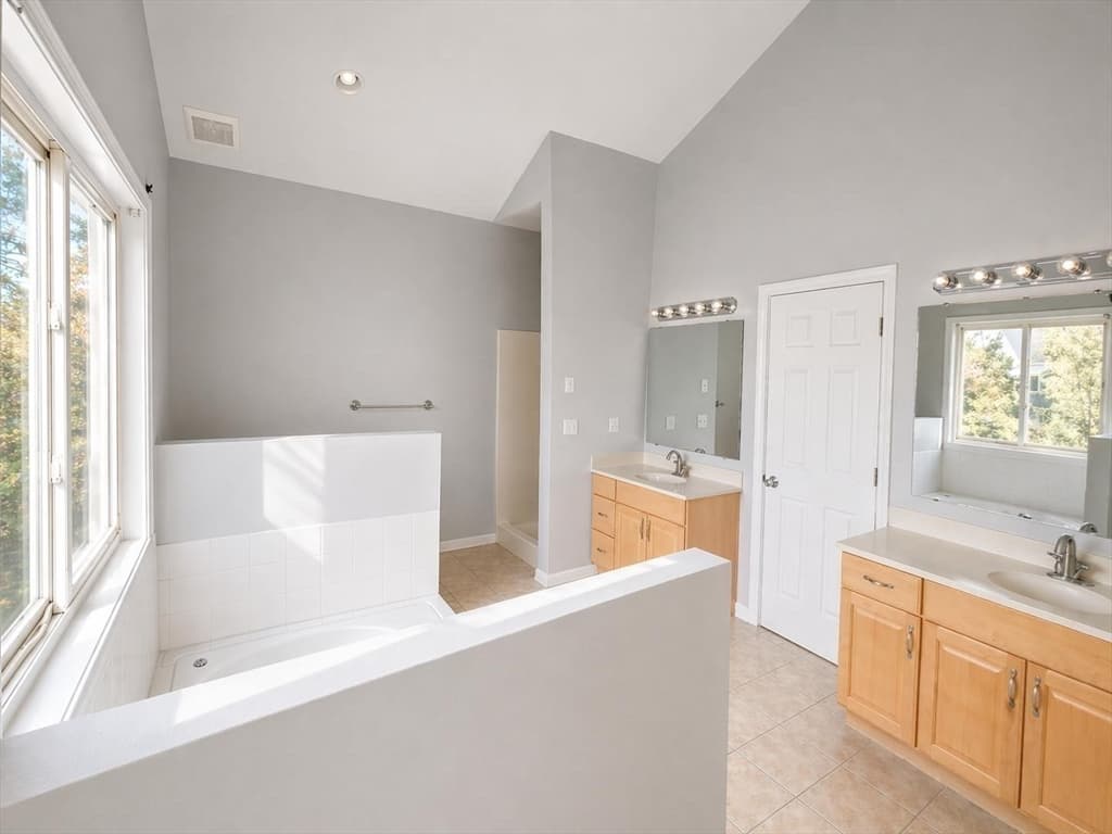 Condominium at 131 America Blvd # 131, Ashland MA 01721, photo 15 of 29