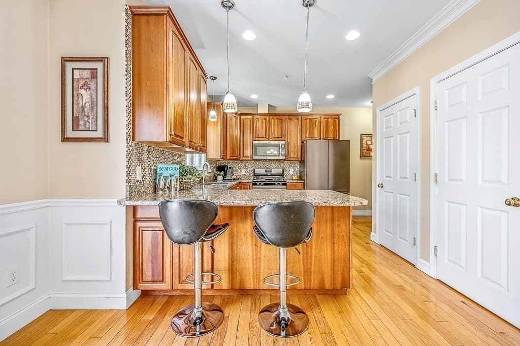 Condominium at 1 Dunia Ln # 1, Northborough MA 01532, photo 9 of 42