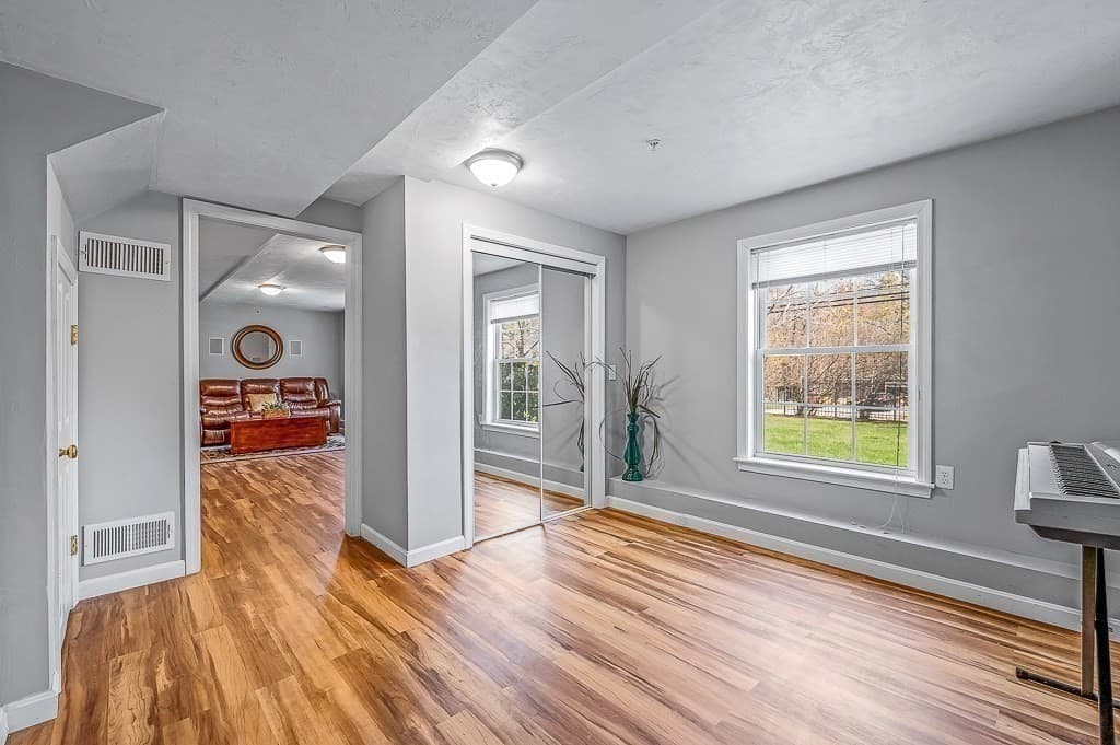 Condominium at 1 Dunia Ln # 1, Northborough MA 01532, photo 19 of 42