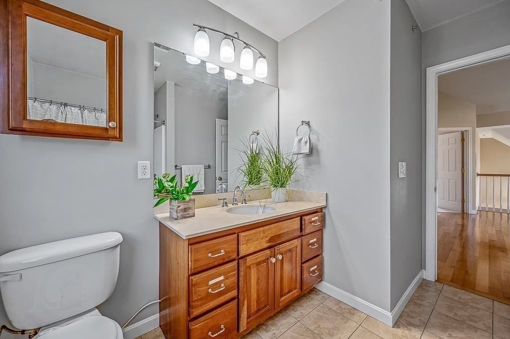 Condominium at 1 Dunia Ln # 1, Northborough MA 01532, photo 29 of 42