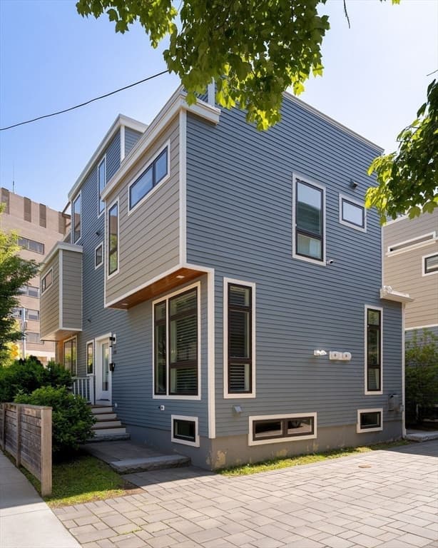 88 Highland Avenue, Cambridge MA 02139