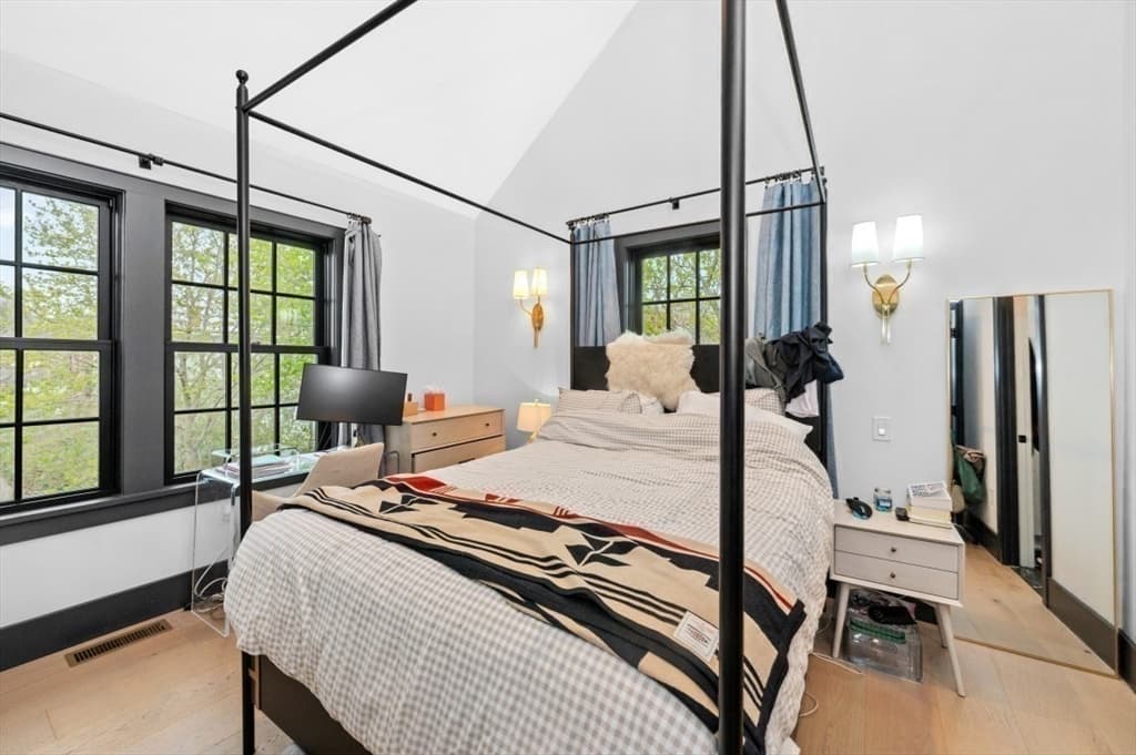 Single Family Residence at 208 Windsor Street, Cambridge MA 02139, Cambridge, photo 13 of 26
