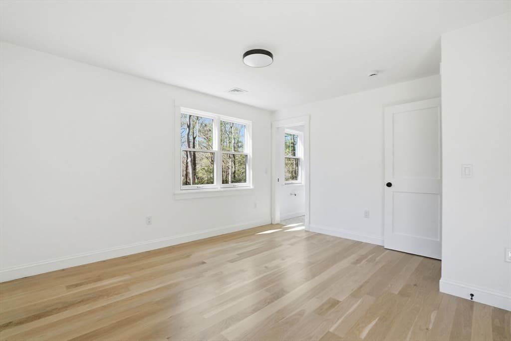 Single Family Residence at 26 Old Pottery Ln, Norwell MA 02061, photo 31 of 41