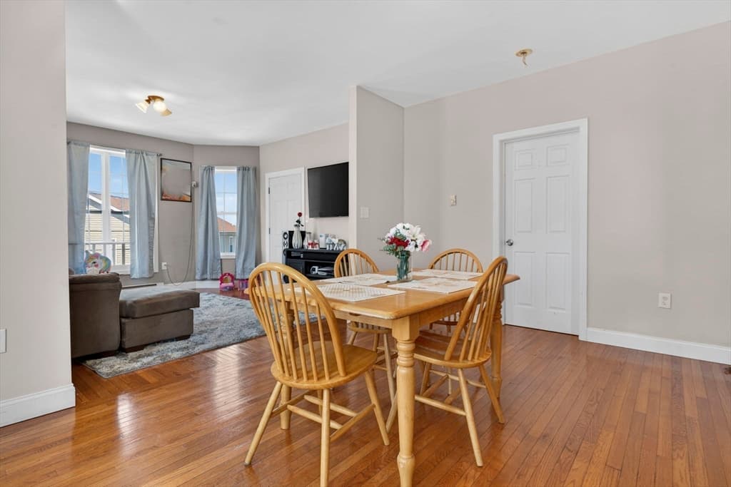 3 Family at 206 Irving Street, Fall River MA 02723, photo 6 of 30