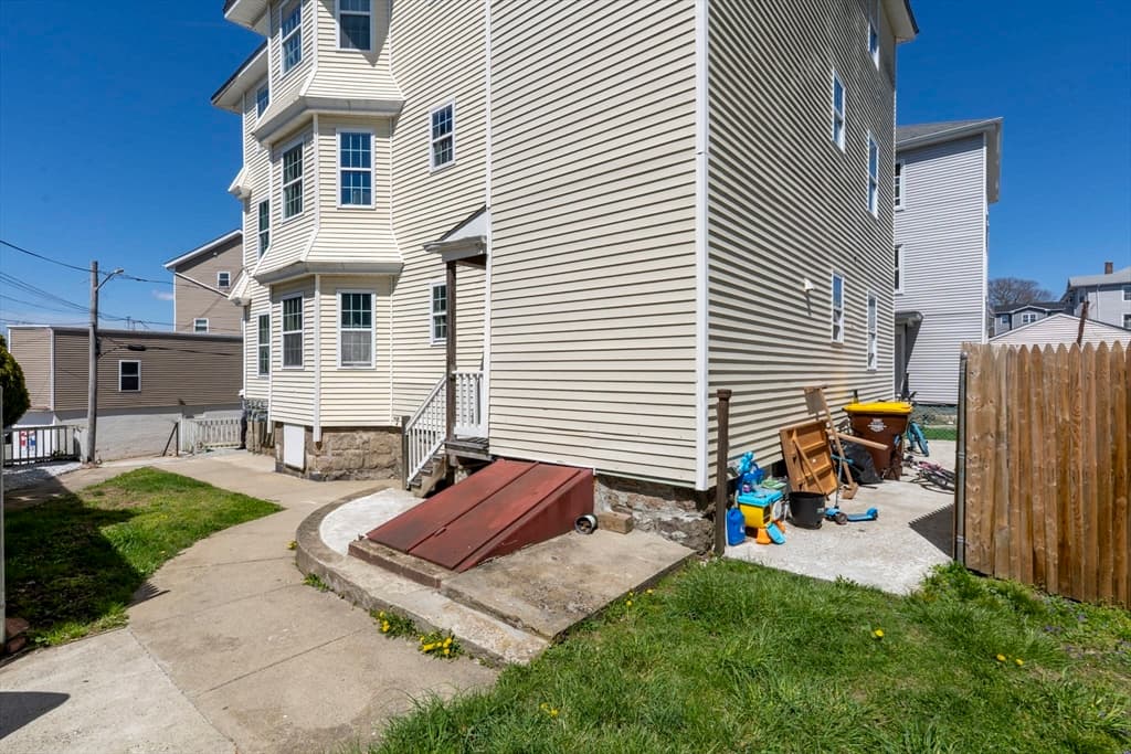 3 Family at 206 Irving Street, Fall River MA 02723, photo 29 of 30