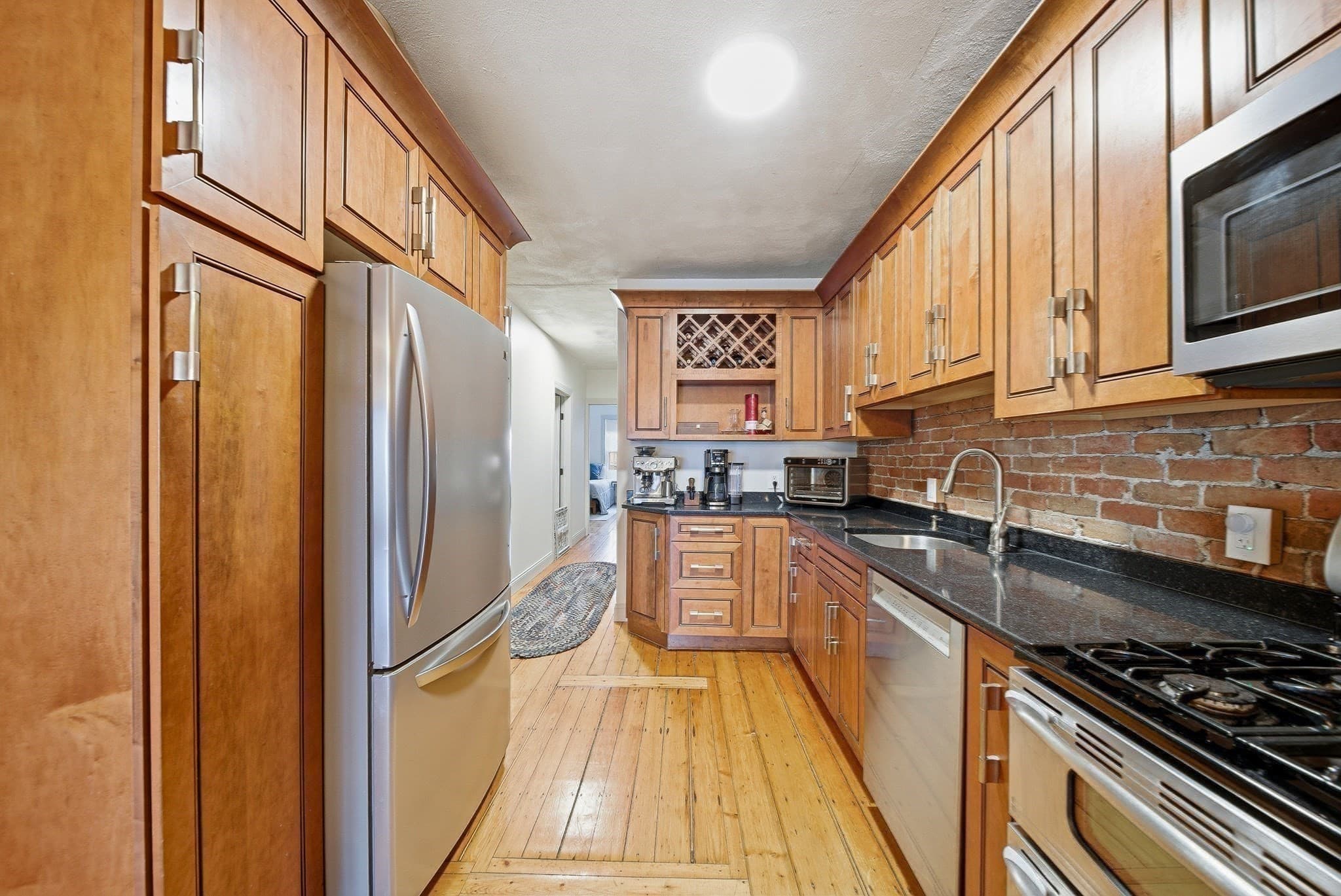 Condominium at 30 Beacon St # 1, Chelsea MA 02150, Chelsea, photo 10 of 39