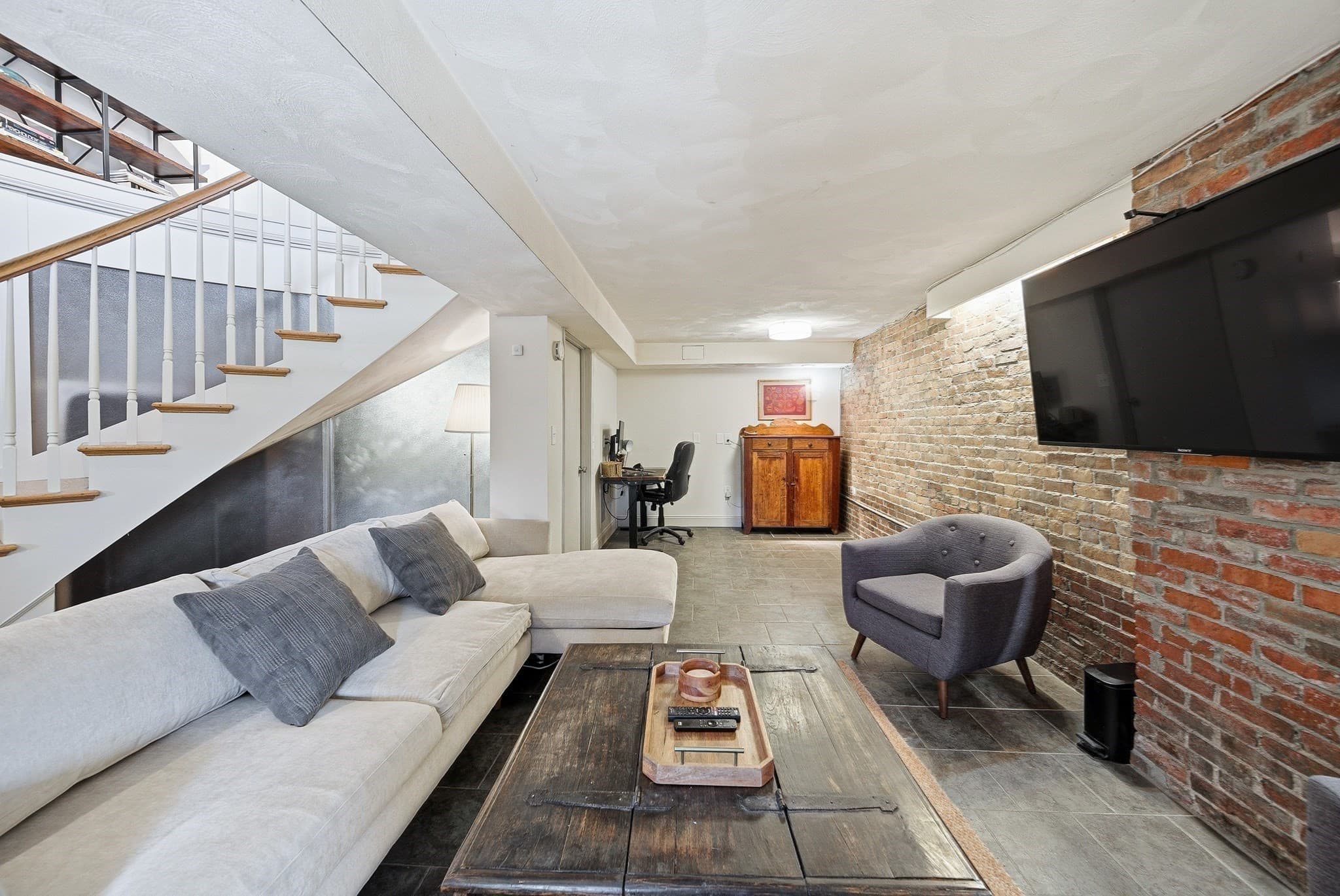 Condominium at 30 Beacon St # 1, Chelsea MA 02150, Chelsea, photo 19 of 39