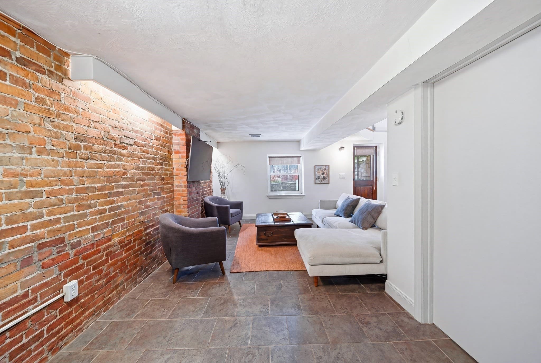 Condominium at 30 Beacon St # 1, Chelsea MA 02150, Chelsea, photo 21 of 39