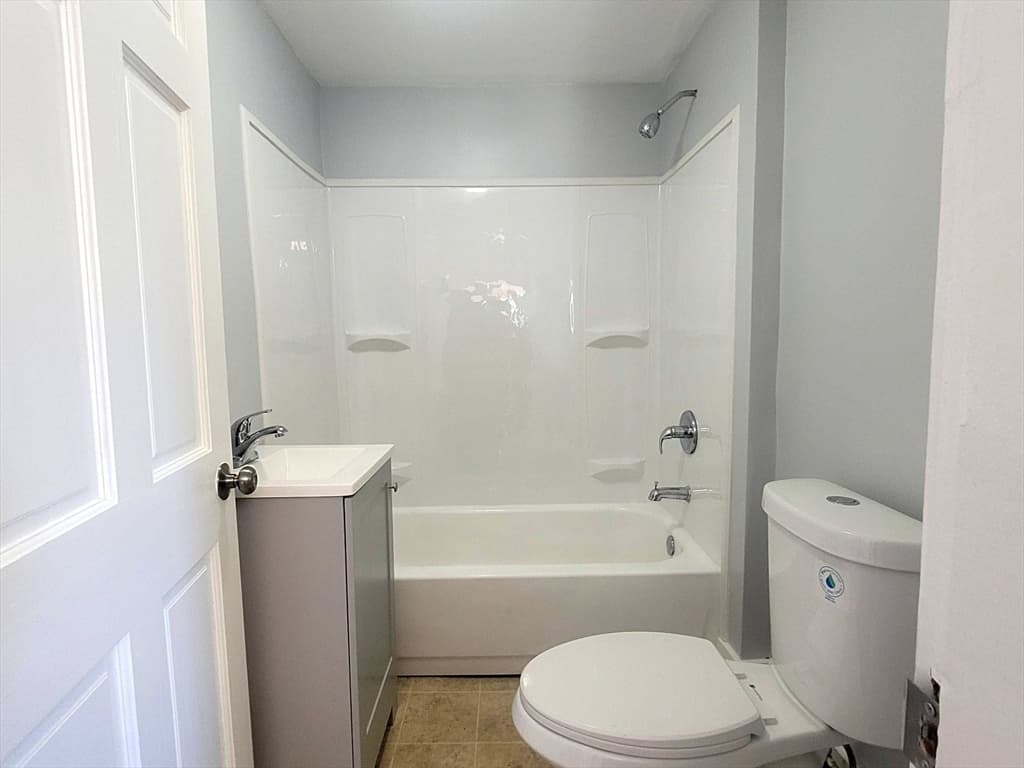 2 Family - 2 Units Up/Down at 65 Wayland St, Brockton MA 02301, Brockton, photo 6 of 34
