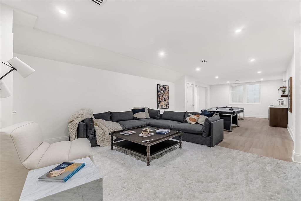 1640 Commonwealth Ave, Newton MA 02465 photo 38