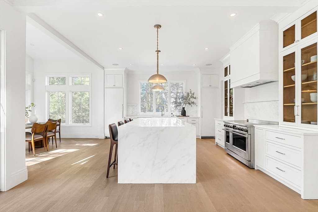 1640 Commonwealth Ave, Newton MA 02465 photo 18