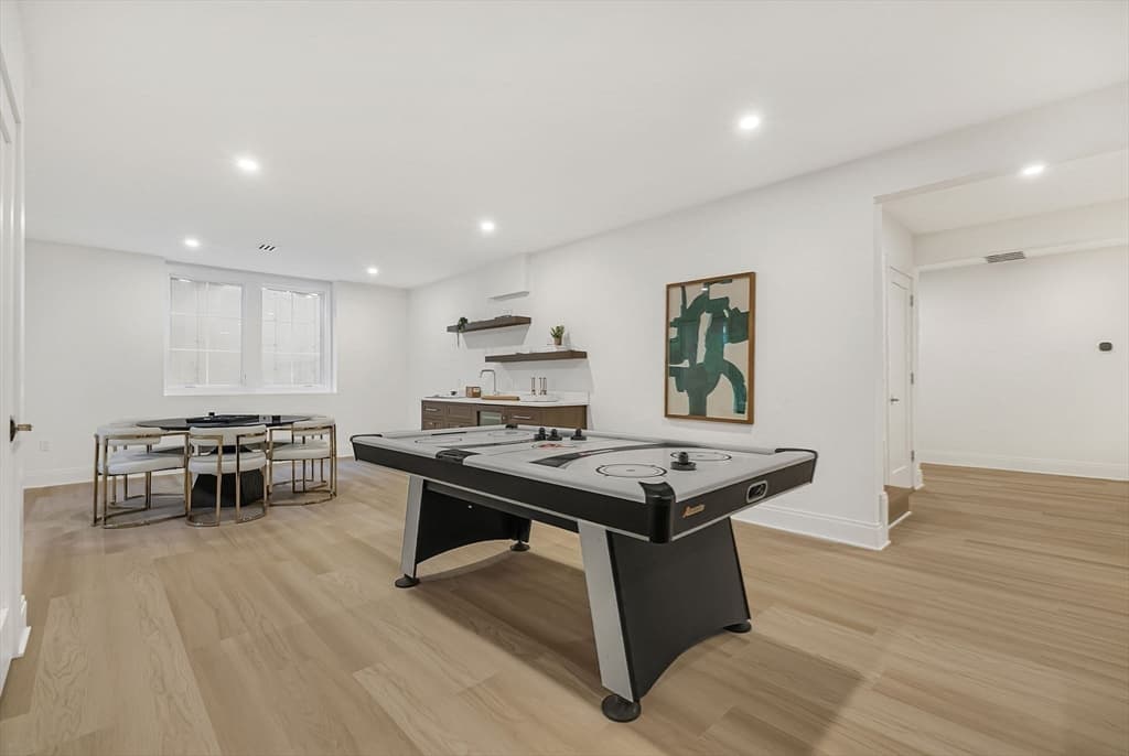 1640 Commonwealth Ave, Newton MA 02465 photo 39