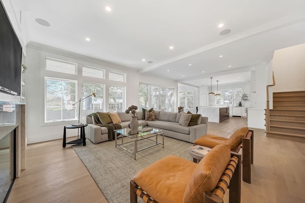 1640 Commonwealth Ave, Newton MA 02465 photo 21