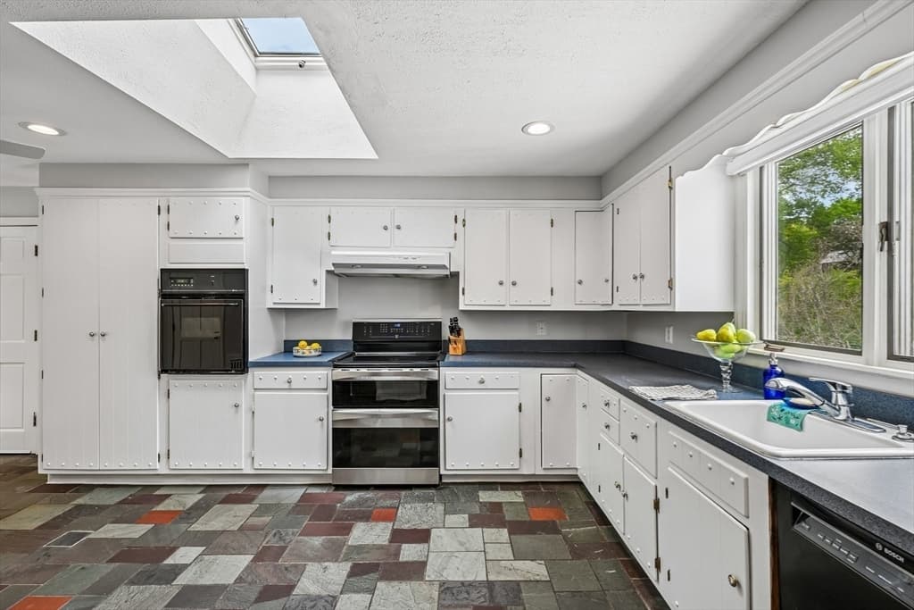147 Canton Avenue, Milton MA 02186 photo 15