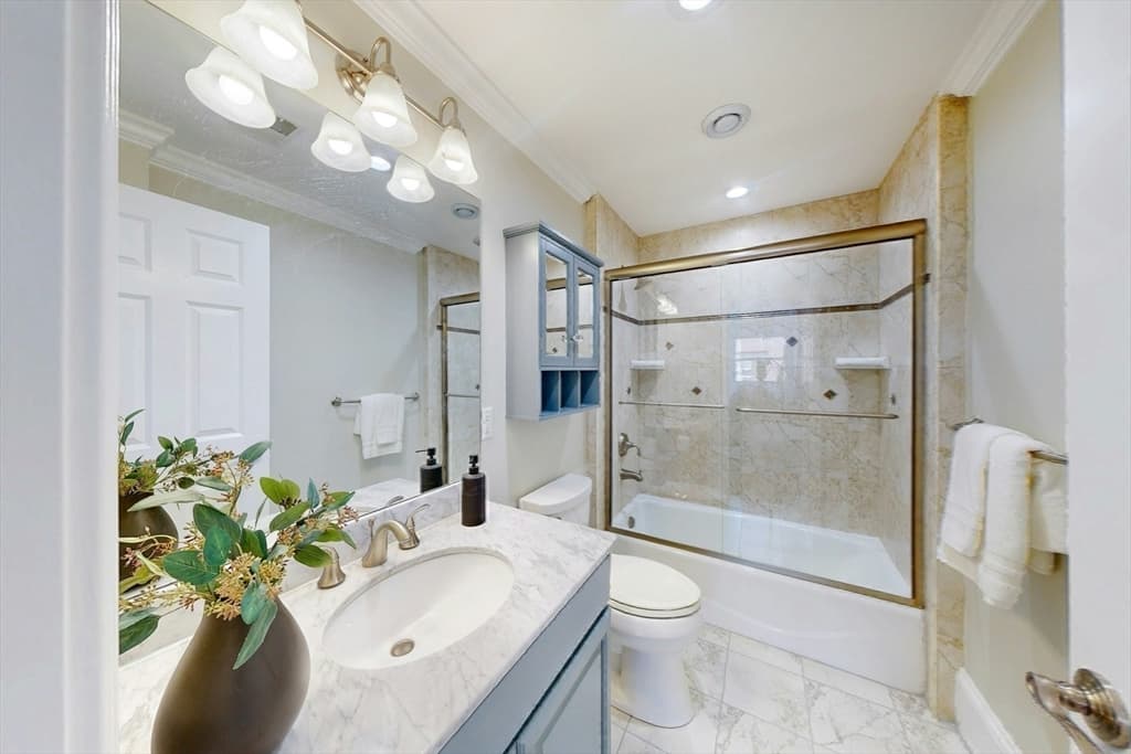 322 Tappan St # 2, Brookline MA 02445 photo 23