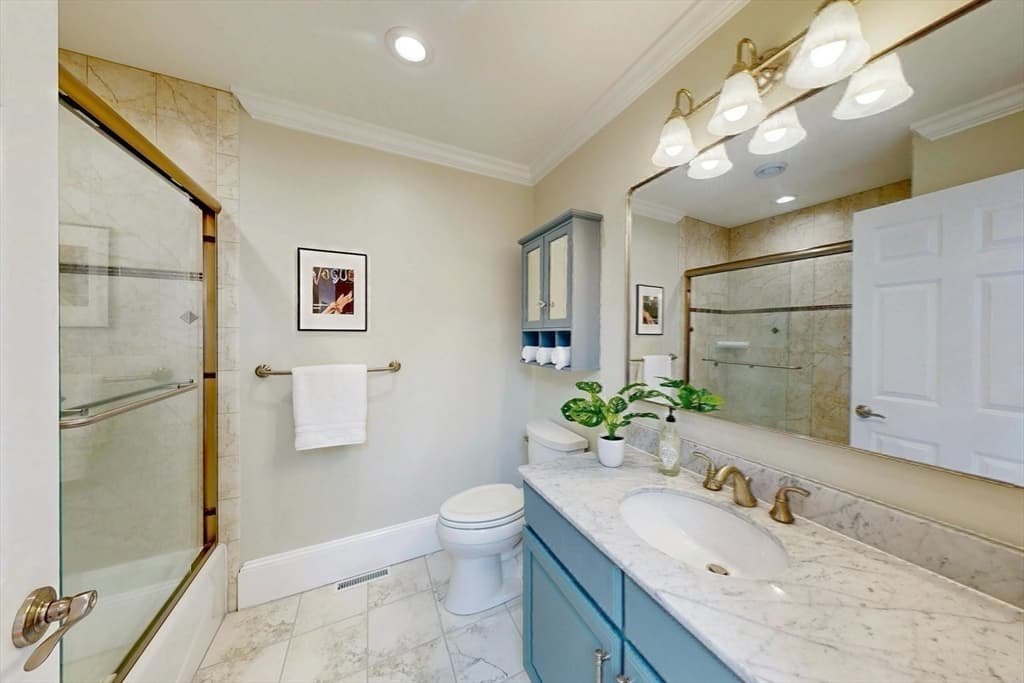 322 Tappan St # 2, Brookline MA 02445 photo 22