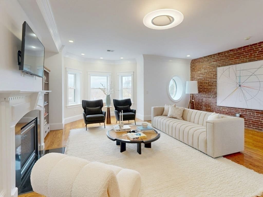 322 Tappan St # 2, Brookline MA 02445 photo 7