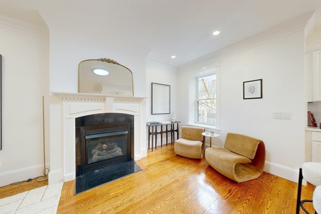322 Tappan St # 2, Brookline MA 02445 photo 10