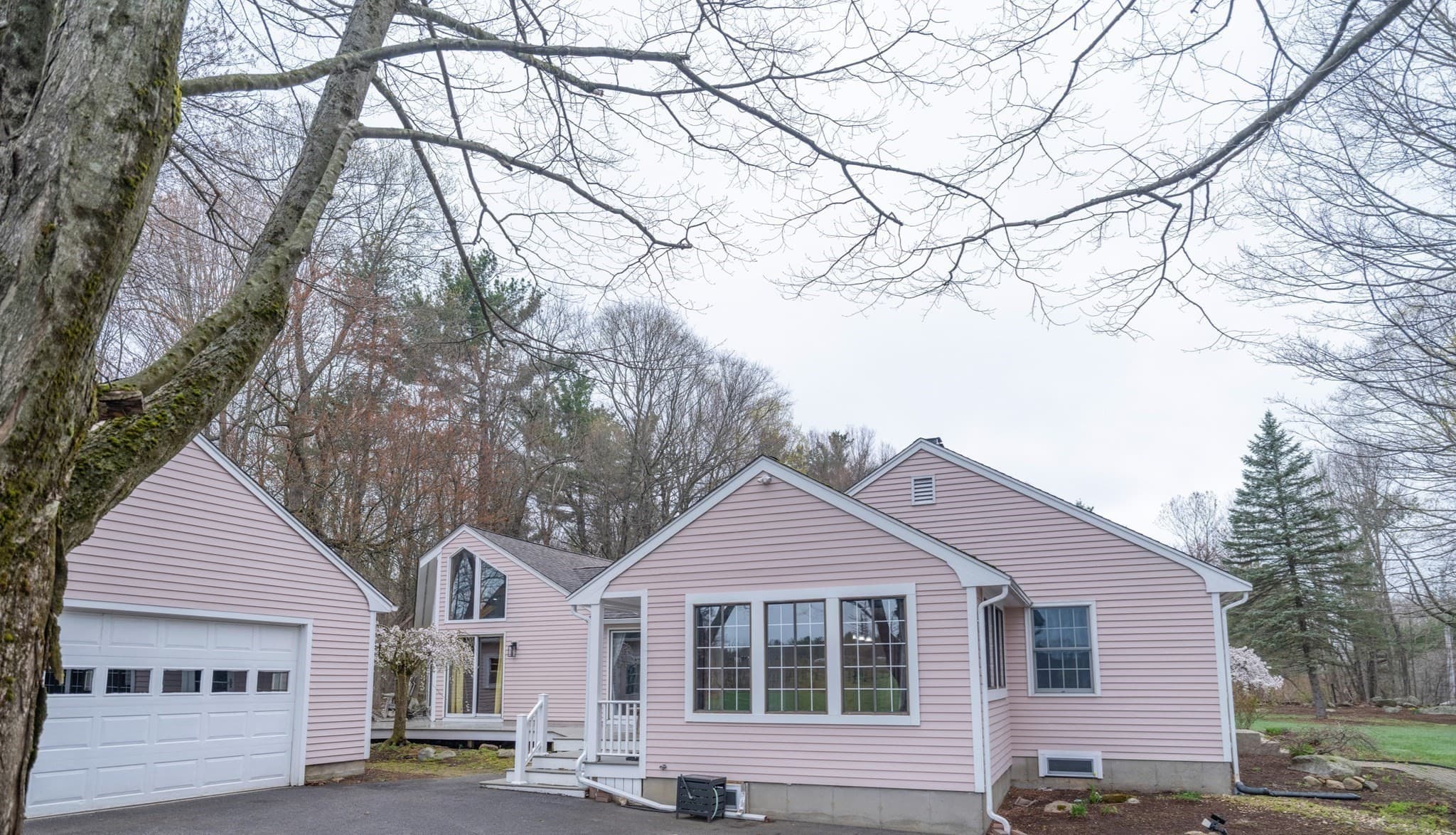 Single Family Residence at 445 Green St, Northborough MA 01532, photo 4 of 35