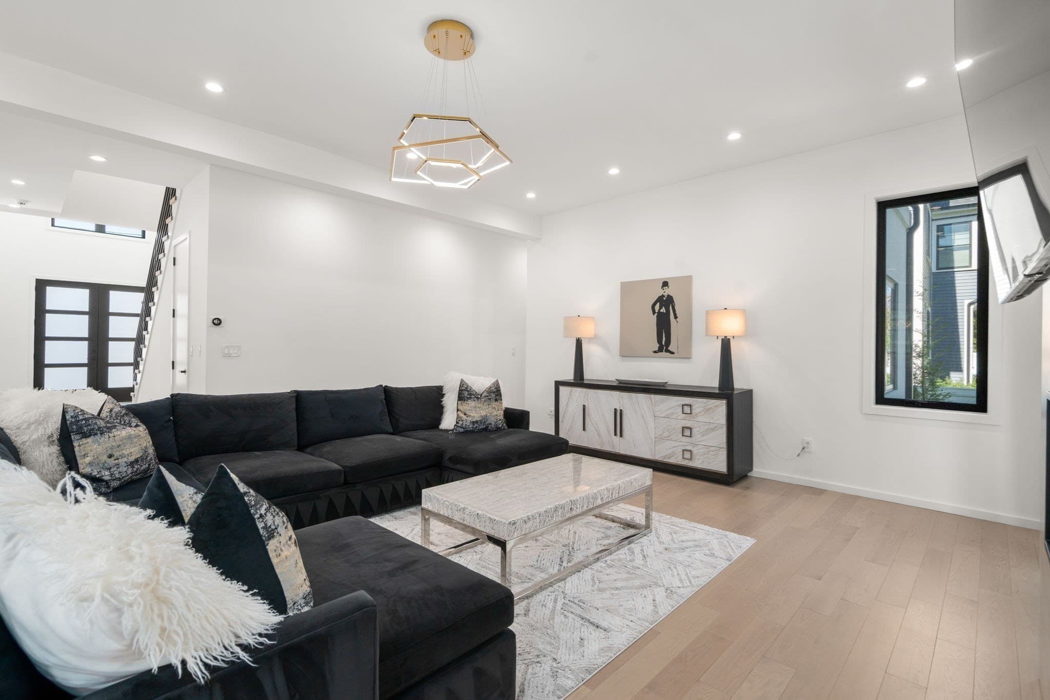 Single Family Residence at 29 Hanson Road, Newton MA 02459, Newton, photo 8 of 36