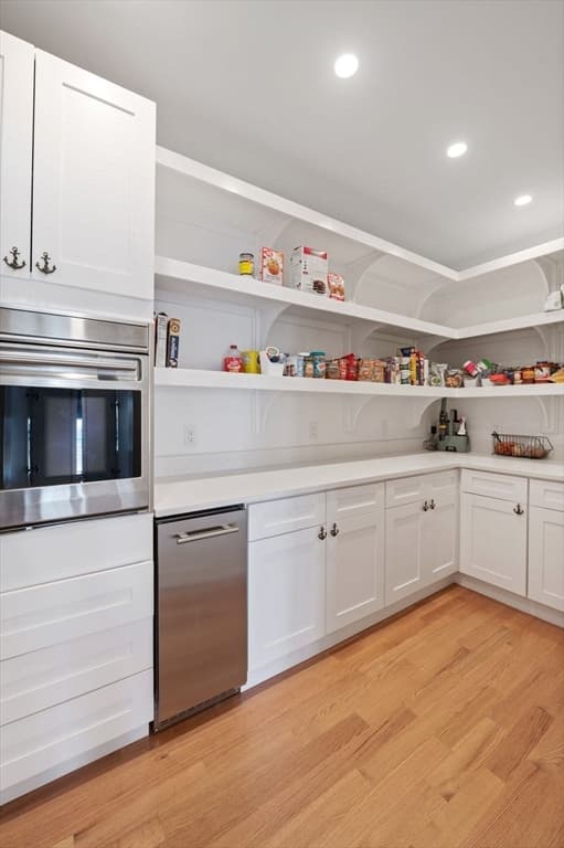 498 Washington St, Gloucester MA 01930 photo 17