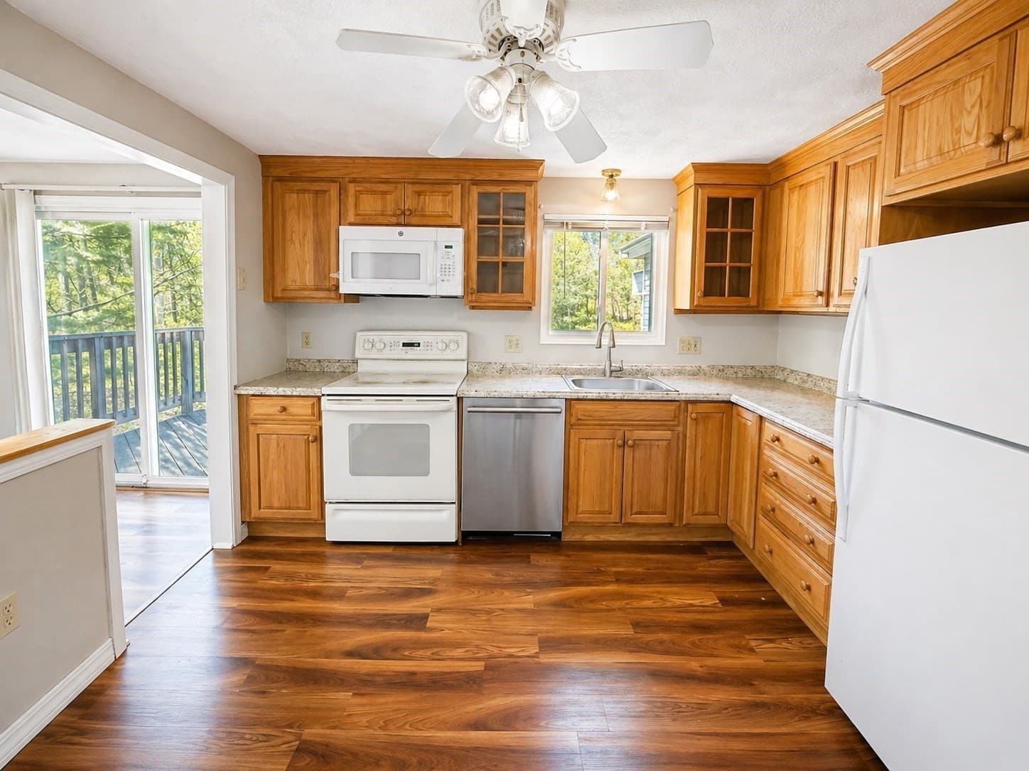 Single Family Residence at 22 Leonard Rd, Framingham MA 01701, photo 6 of 29