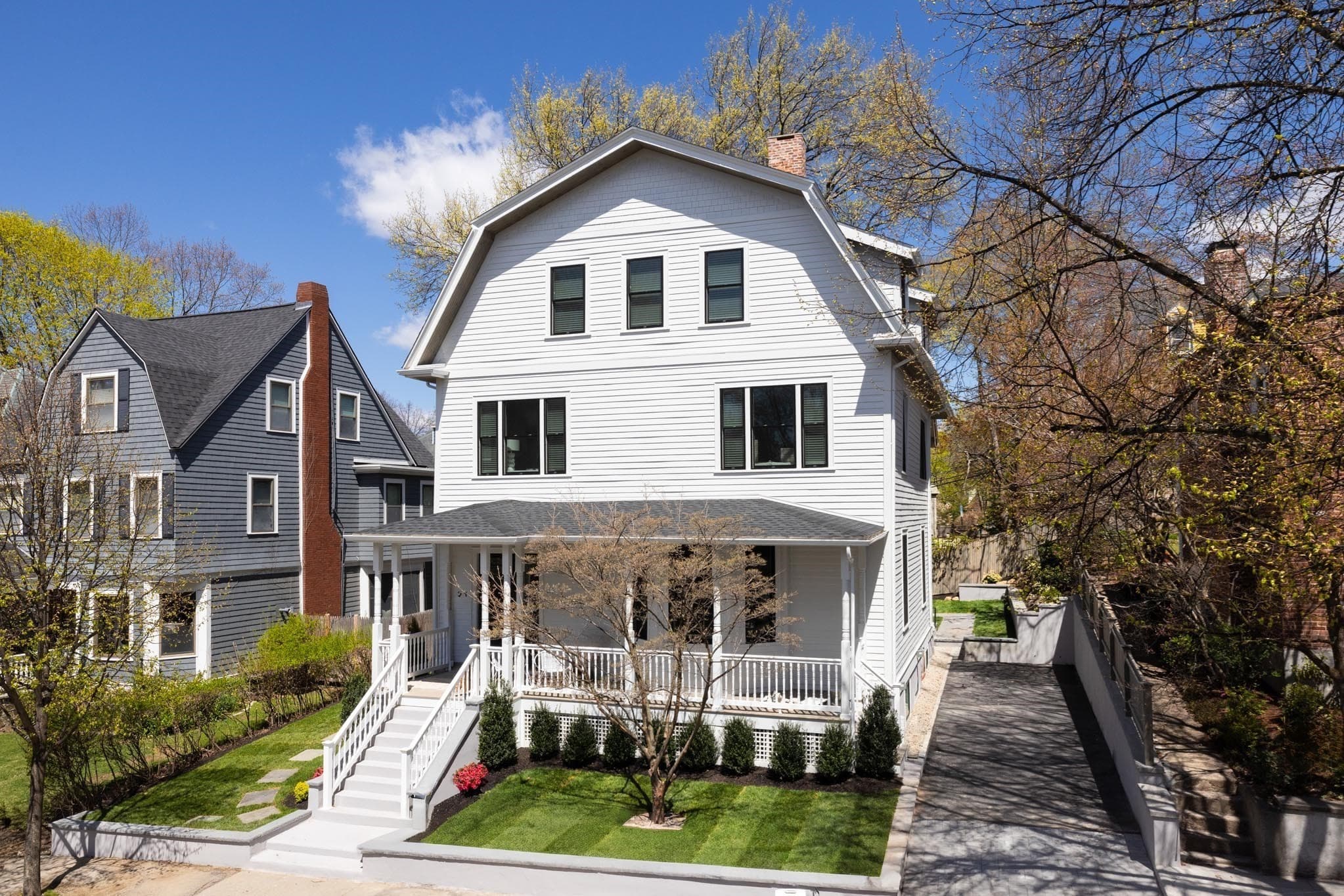 Condominium at 21 Kent Square # 1, Brookline MA 02446, photo 2 of 19
