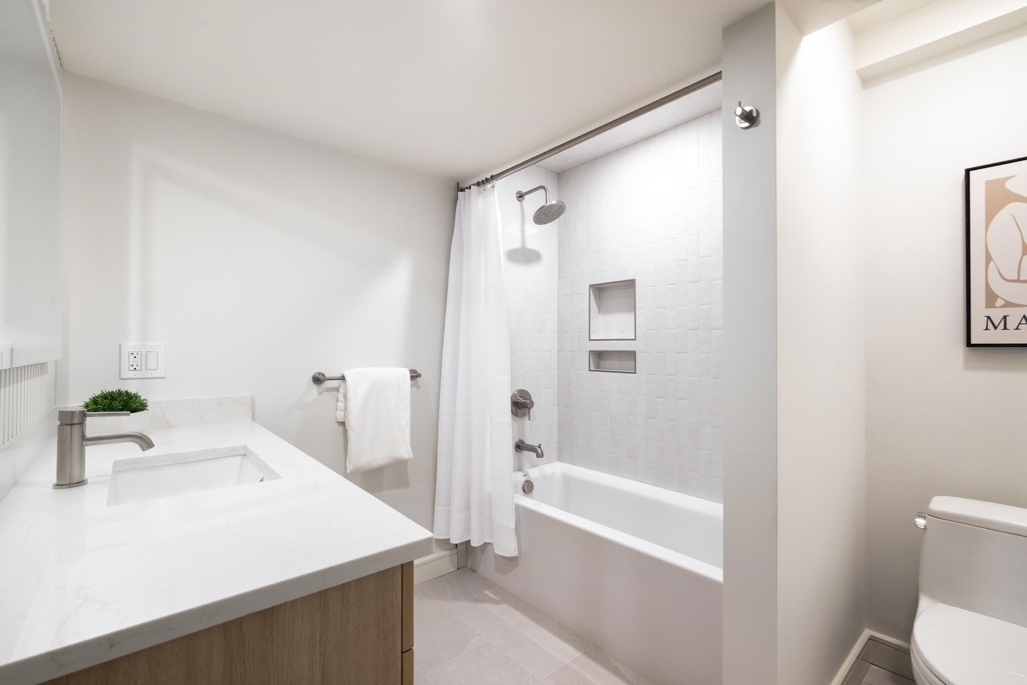 Condominium at 21 Kent Square # 1, Brookline MA 02446, photo 16 of 19